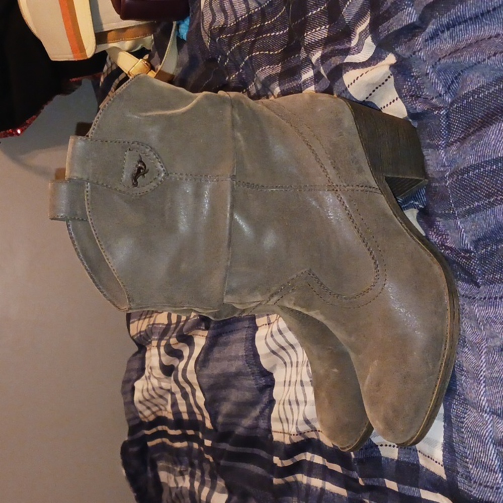 Cowgirl Boots 👢 😍